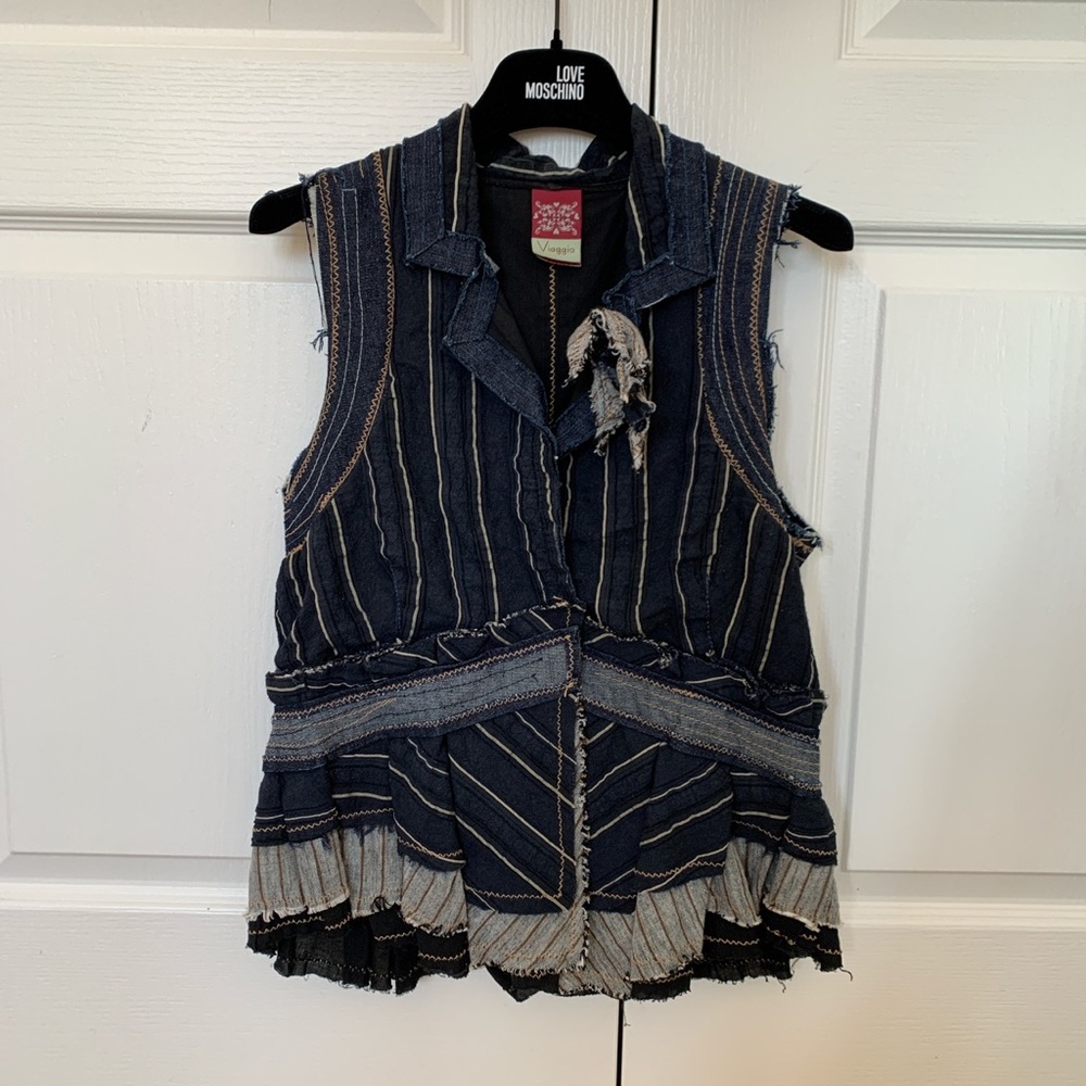 Viaggio denim layered vest size US4